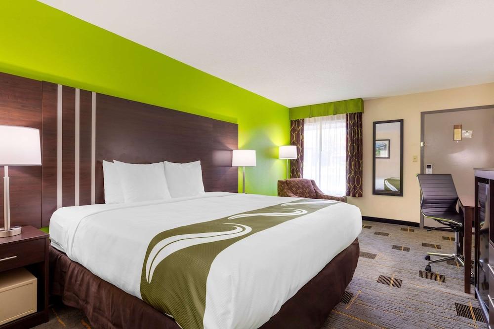 Quality Inn Cleveland Exterior photo